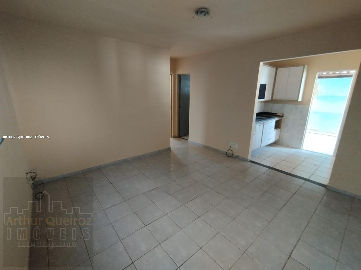 Casa, 2 quartos, 200 m² - Foto 12