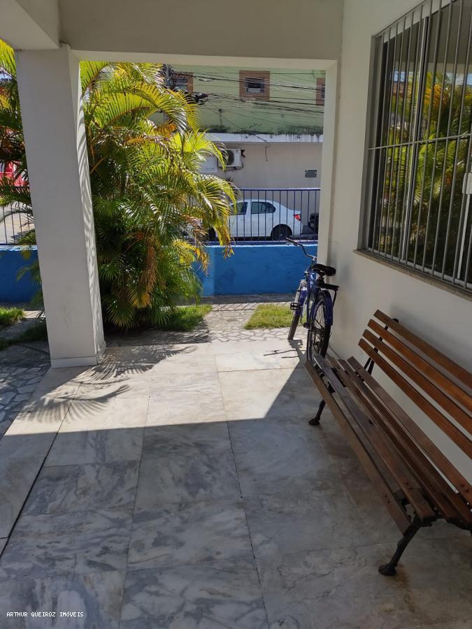 Casa, 6 quartos, 260 m² - Foto 4