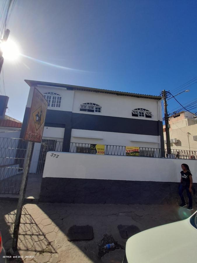 Casa, 6 quartos, 130 m² - Foto 3